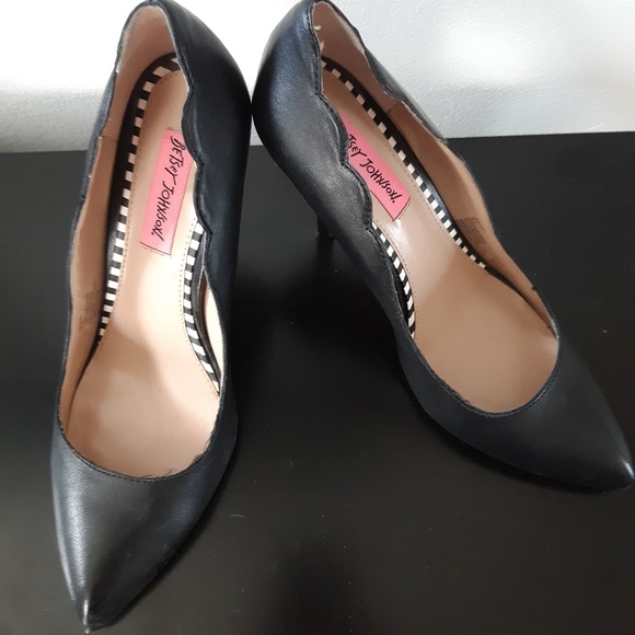 Betsey Johnson Shoes - Betsey Johnson leather heels size 8 and 1/2